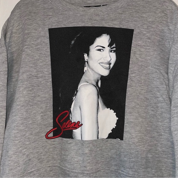 Selena Quintanilla Cropped sweatshirt grey X-Large crew neck sweater top - Picture 4 of 8